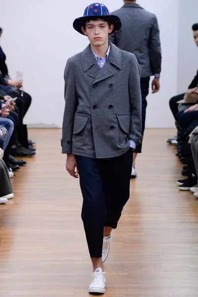 Look 8
